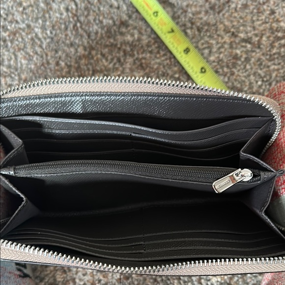 Coach Silver Wallet - Picture 4 of 7